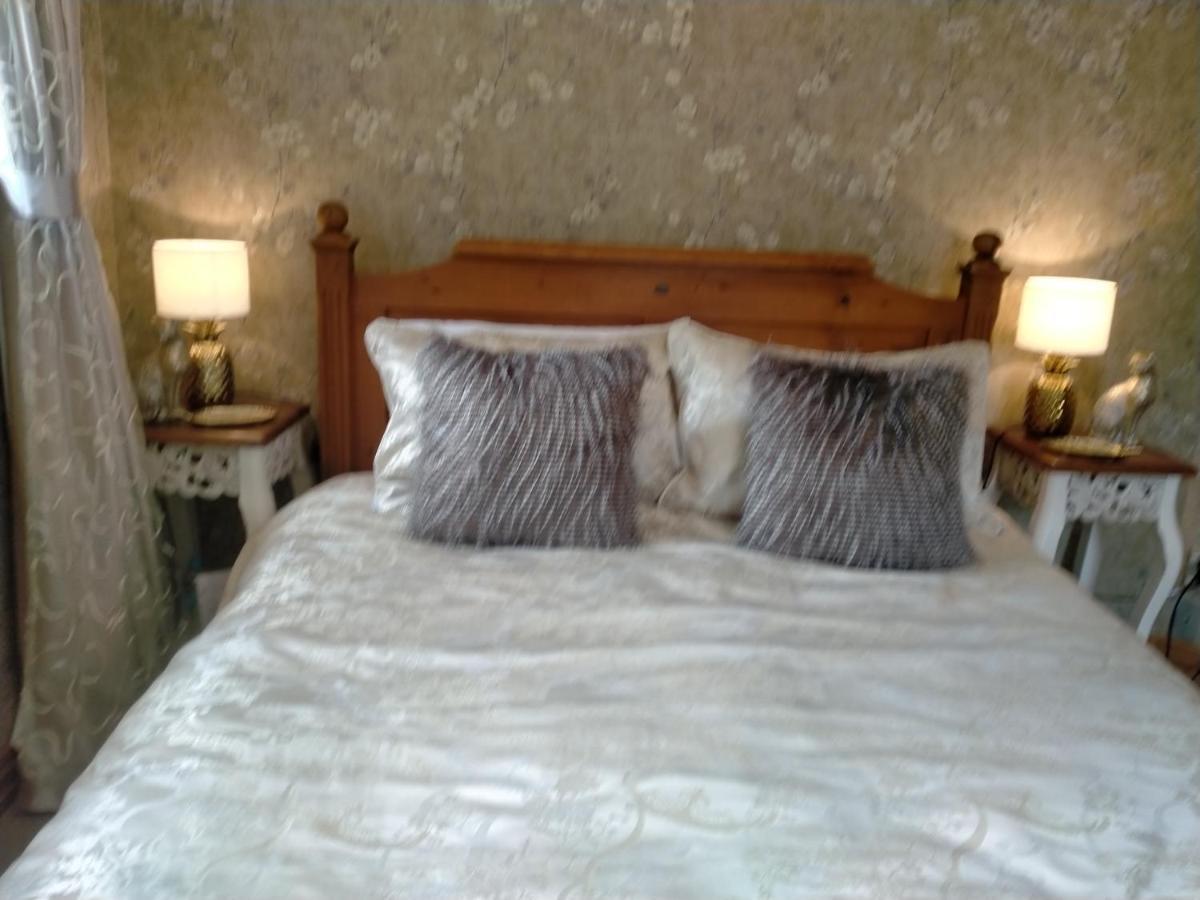 Amberly House Rotorua Bed & Breakfast Exterior photo